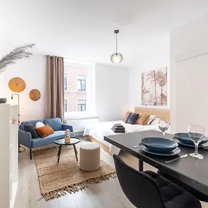  Apartment Chic Proche Aeroport & Centre-ville Belgium