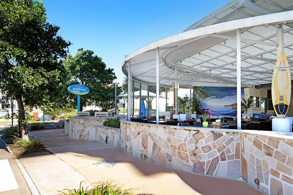 Ultiqa Shearwater Resort Caloundra 4*,